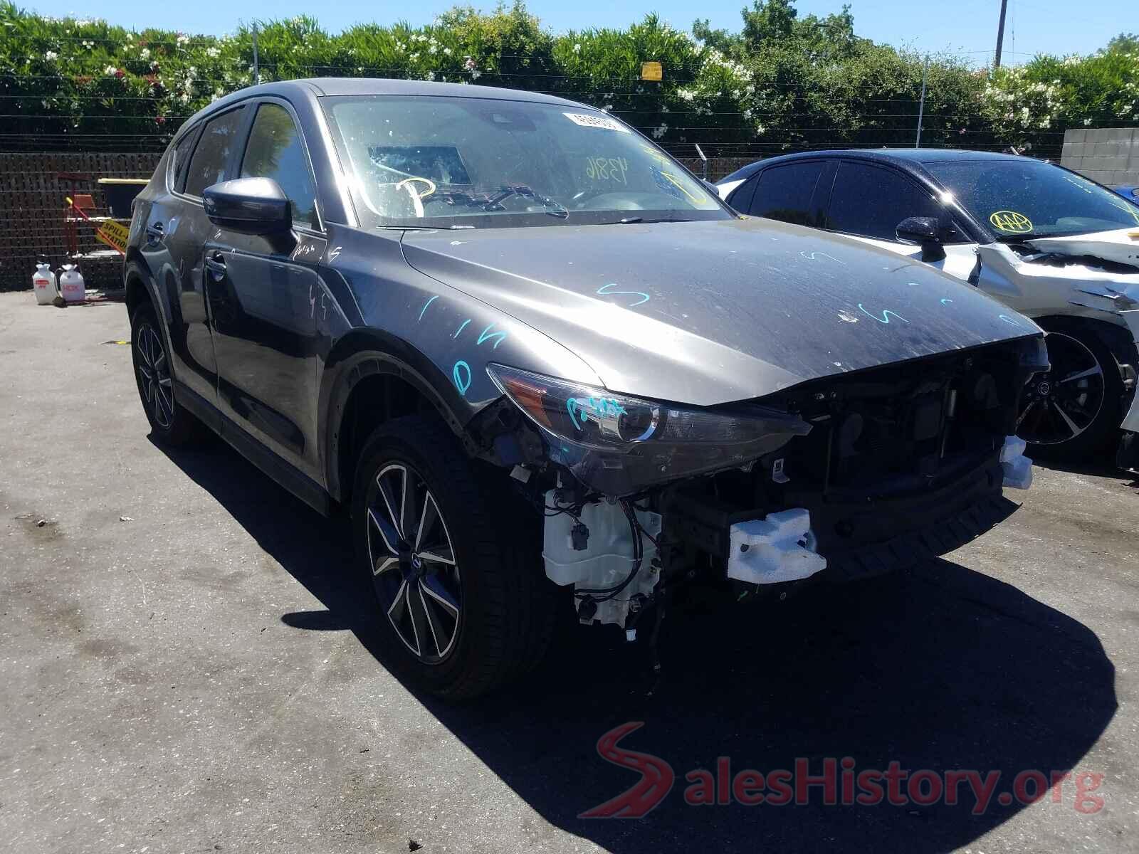 JM3KFACM7J1365953 2018 MAZDA CX-5