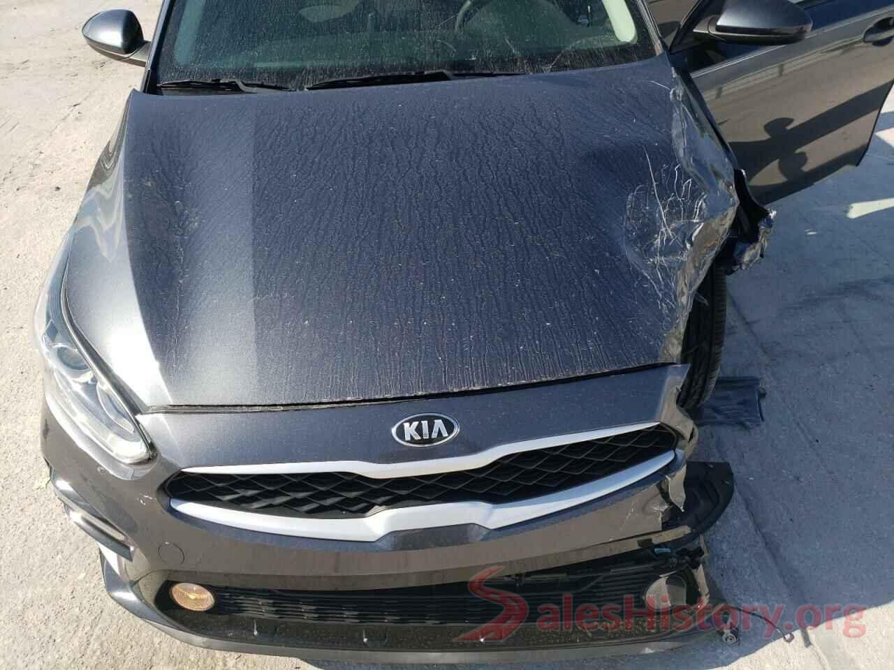 3KPF24AD8KE057621 2019 KIA FORTE