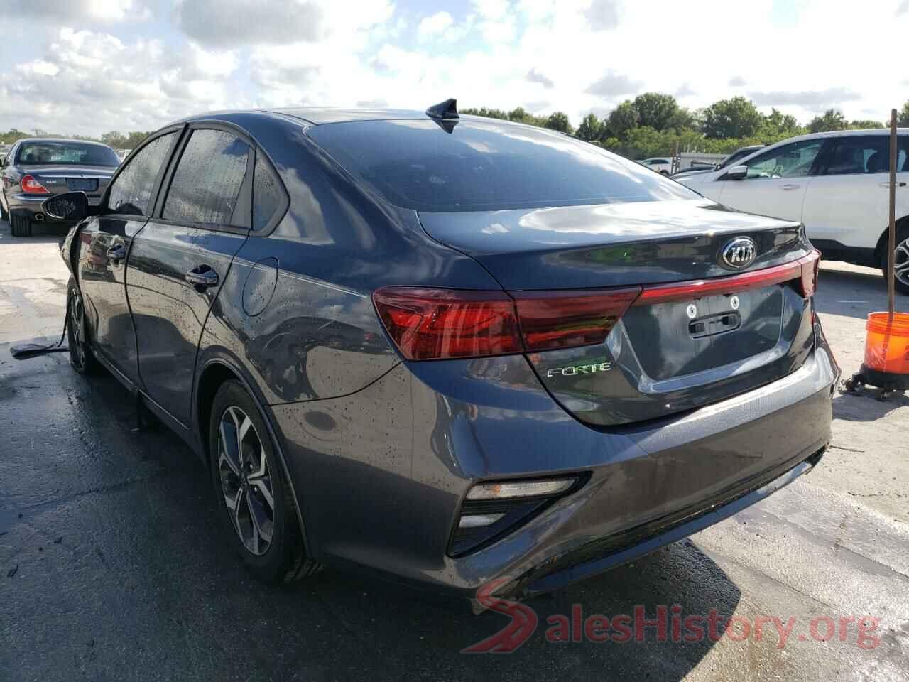 3KPF24AD8KE057621 2019 KIA FORTE