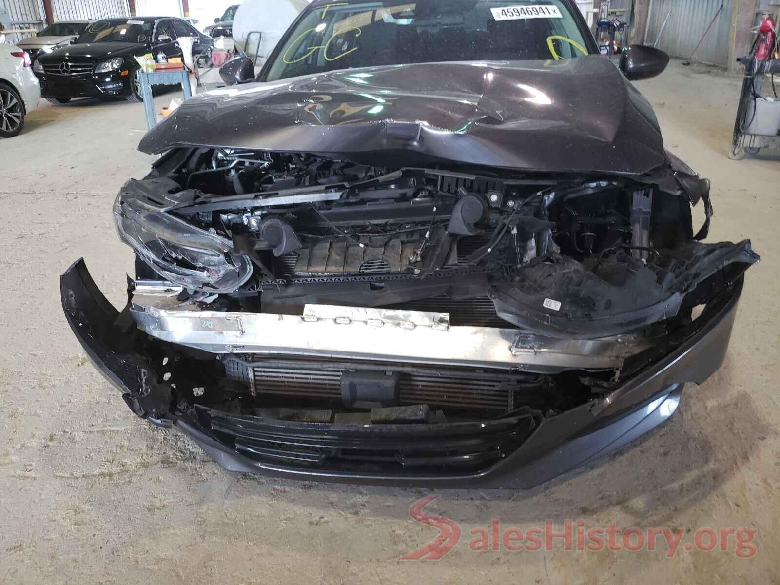 1HGCV1F17JA268299 2018 HONDA ACCORD