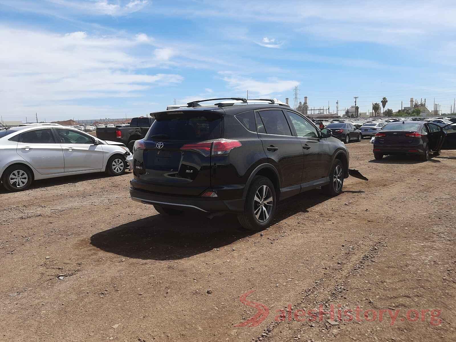 2T3WFREV1JW484601 2018 TOYOTA RAV4