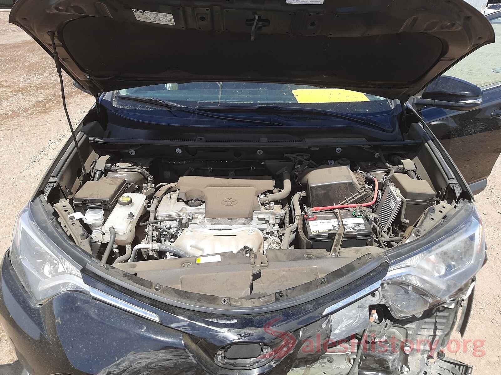 2T3WFREV1JW484601 2018 TOYOTA RAV4