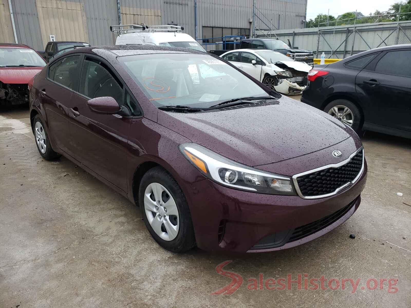 3KPFK4A75JE176736 2018 KIA FORTE