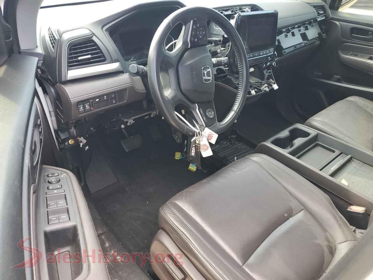 2018 HONDA All Models VIN 5FNRL6H72JB025553, interior dashboard