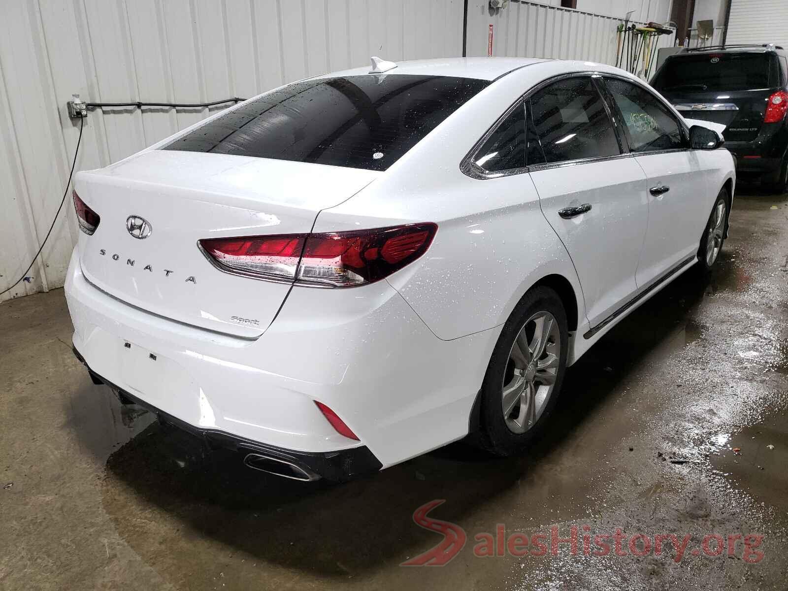 5NPE34AF5JH613050 2018 HYUNDAI SONATA