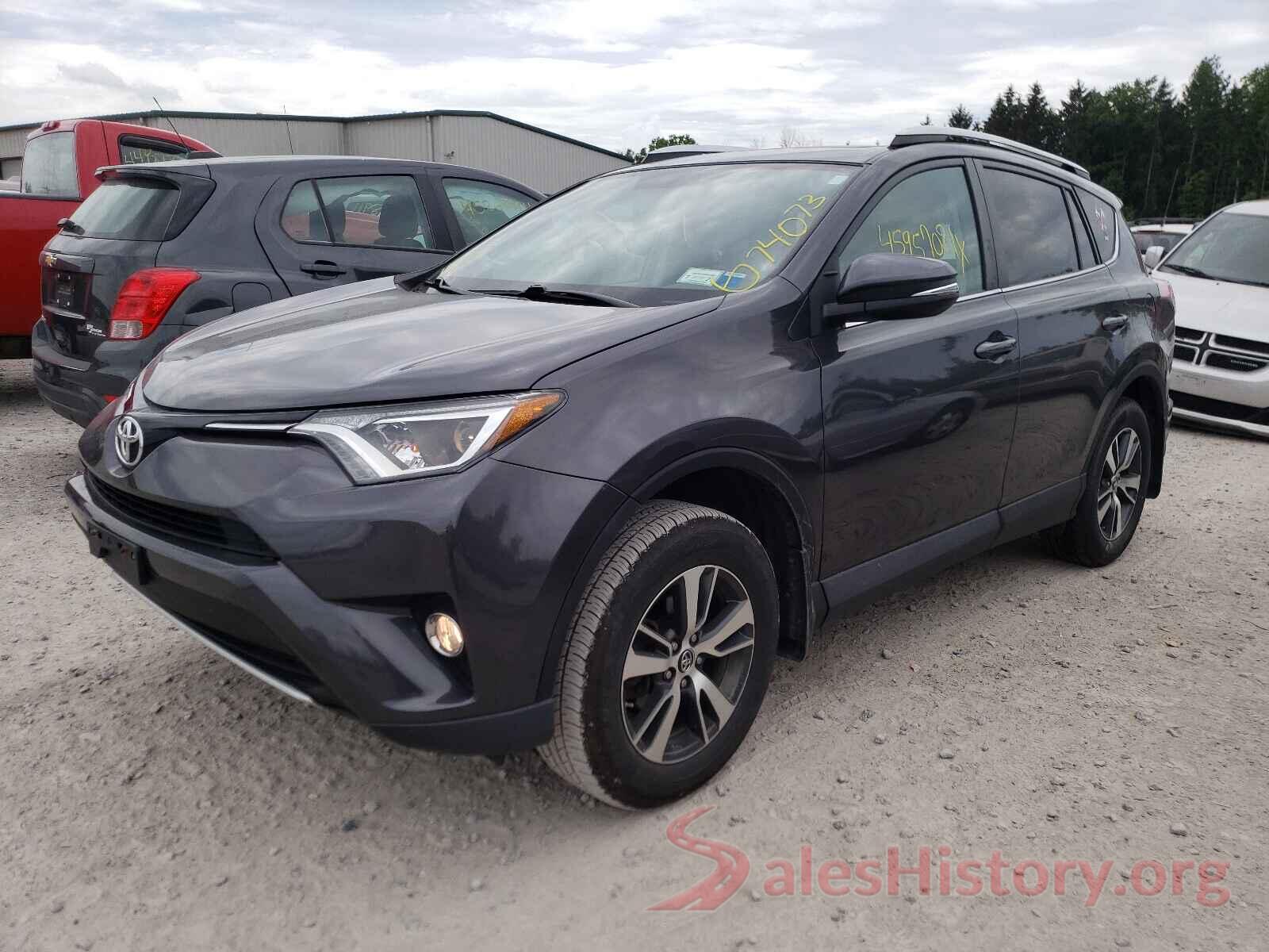 2T3RFREVXGW464997 2016 TOYOTA RAV4