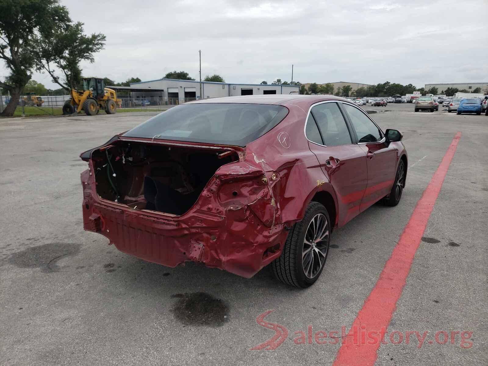 4T1B11HK6JU543618 2018 TOYOTA CAMRY