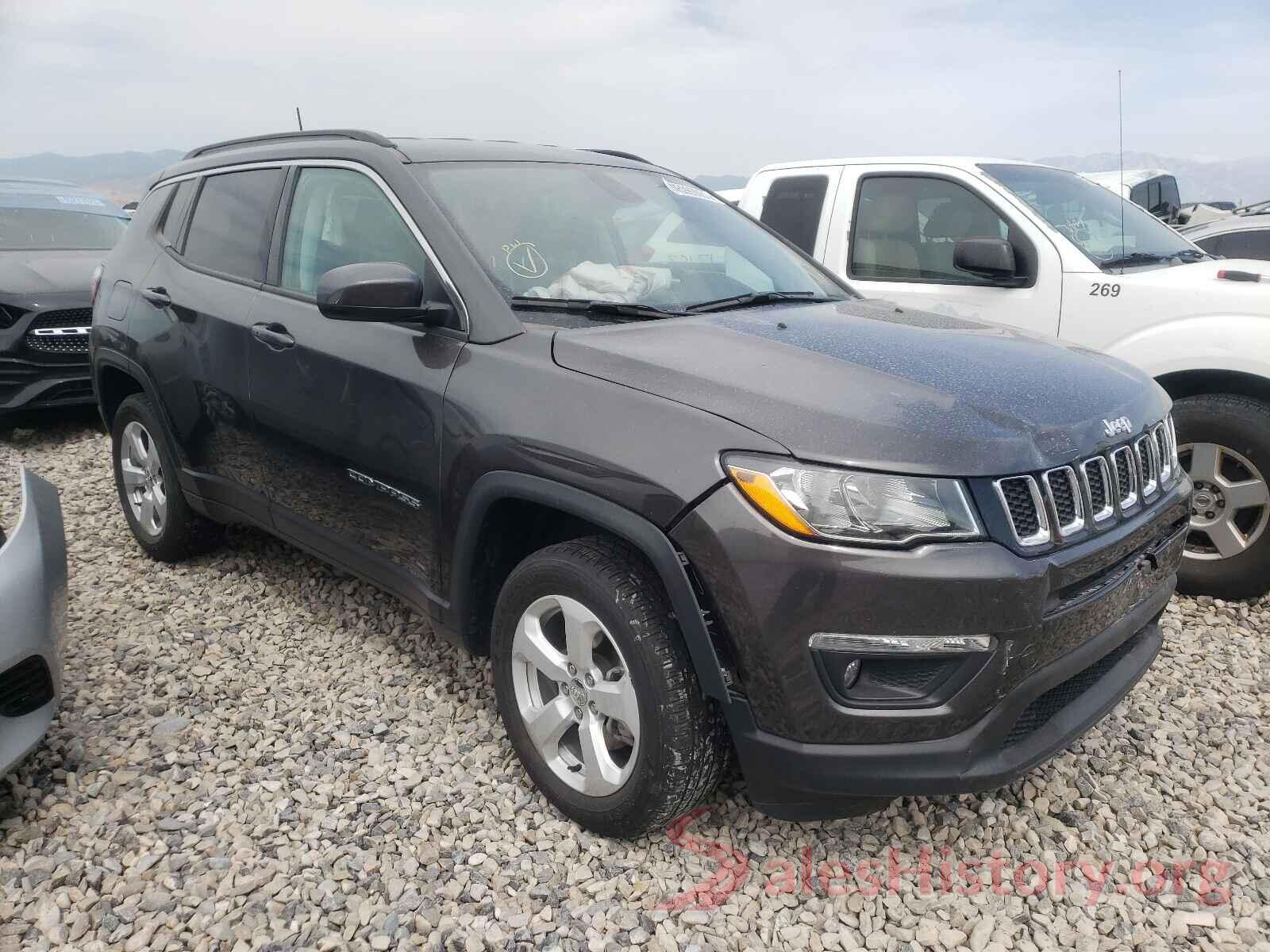 3C4NJDBB9JT456138 2018 JEEP COMPASS