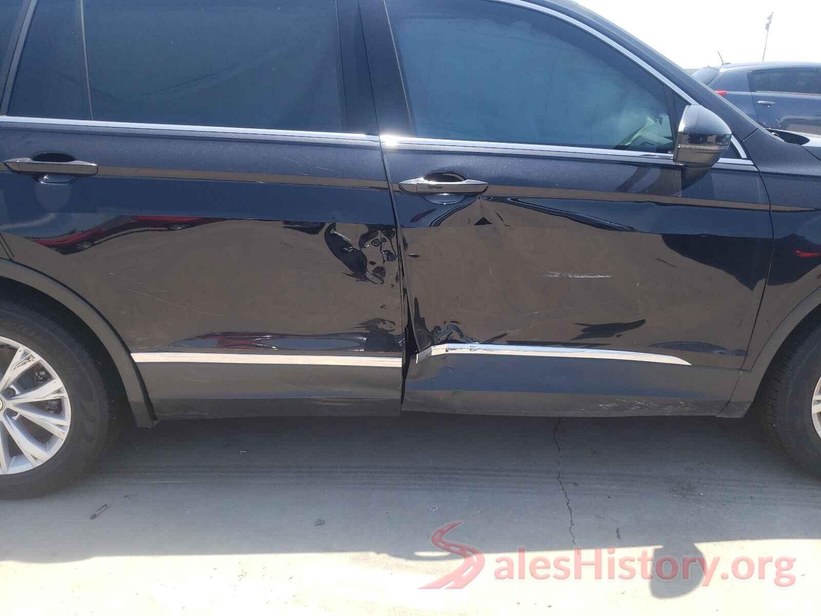 3VV3B7AX2JM055965 2018 VOLKSWAGEN TIGUAN