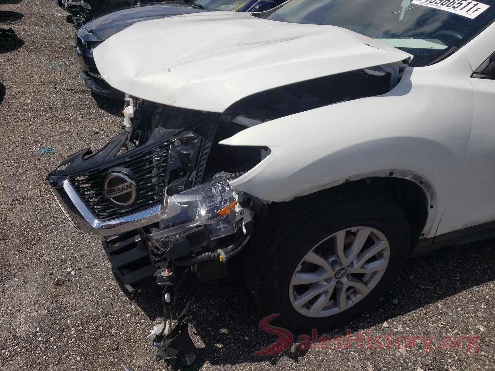 KNMAT2MT3JP522884 2018 NISSAN ROGUE