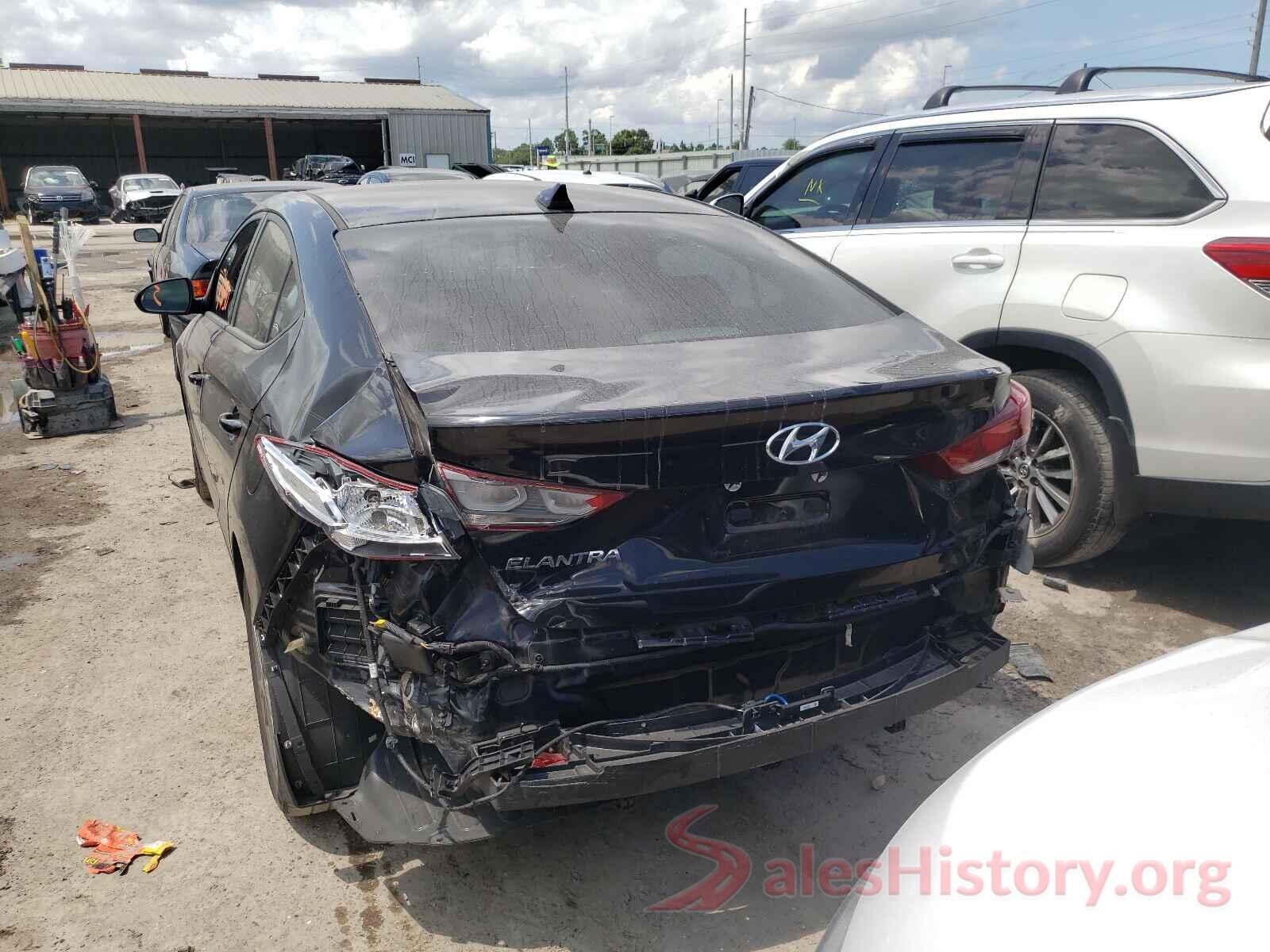 KMHD84LF7JU493411 2018 HYUNDAI ELANTRA