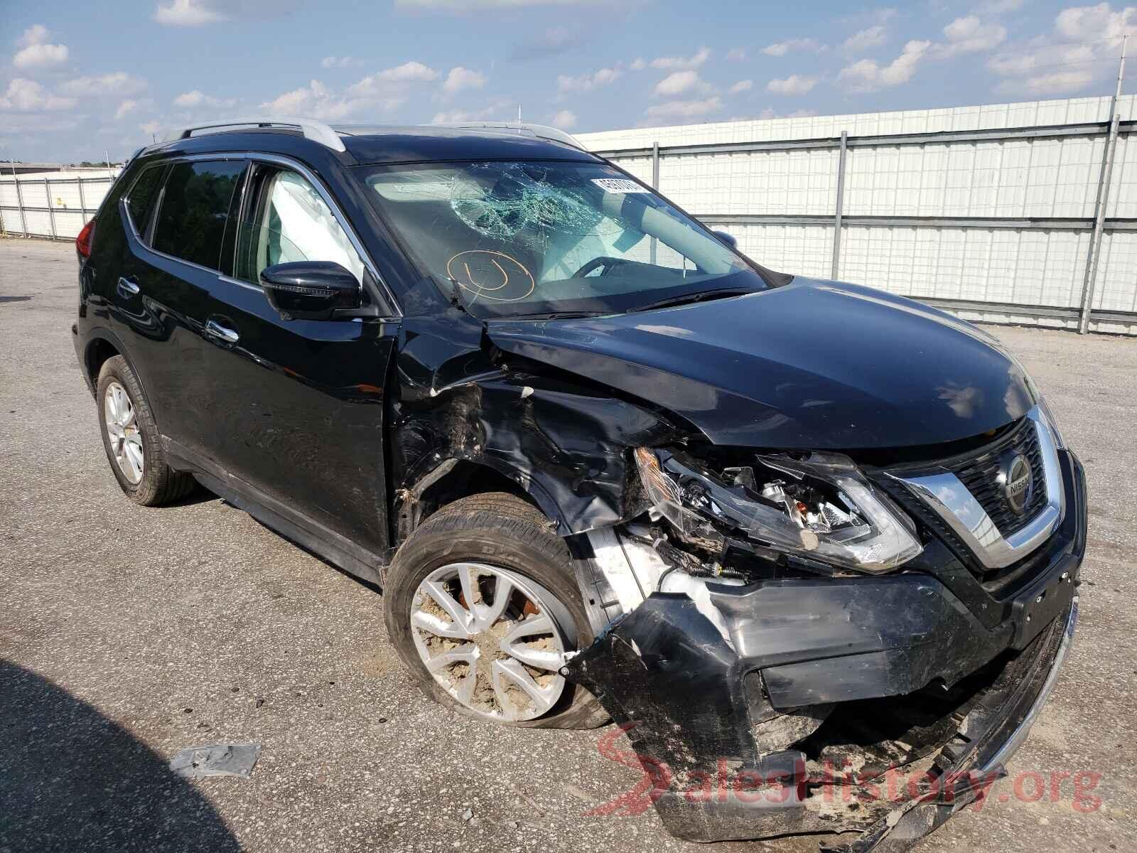 5N1AT2MV1JC832262 2018 NISSAN ROGUE