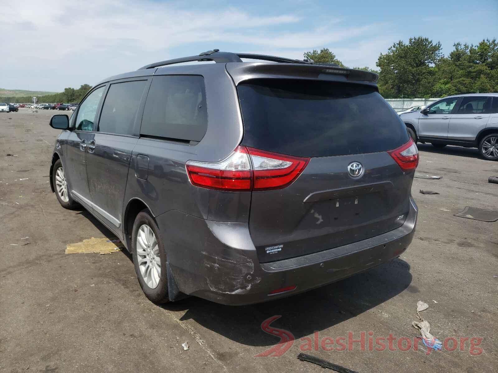 5TDYZ3DC2HS814271 2017 TOYOTA SIENNA