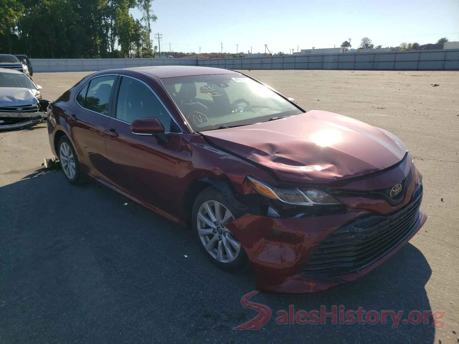 4T1B11HK8JU573431 2018 TOYOTA CAMRY