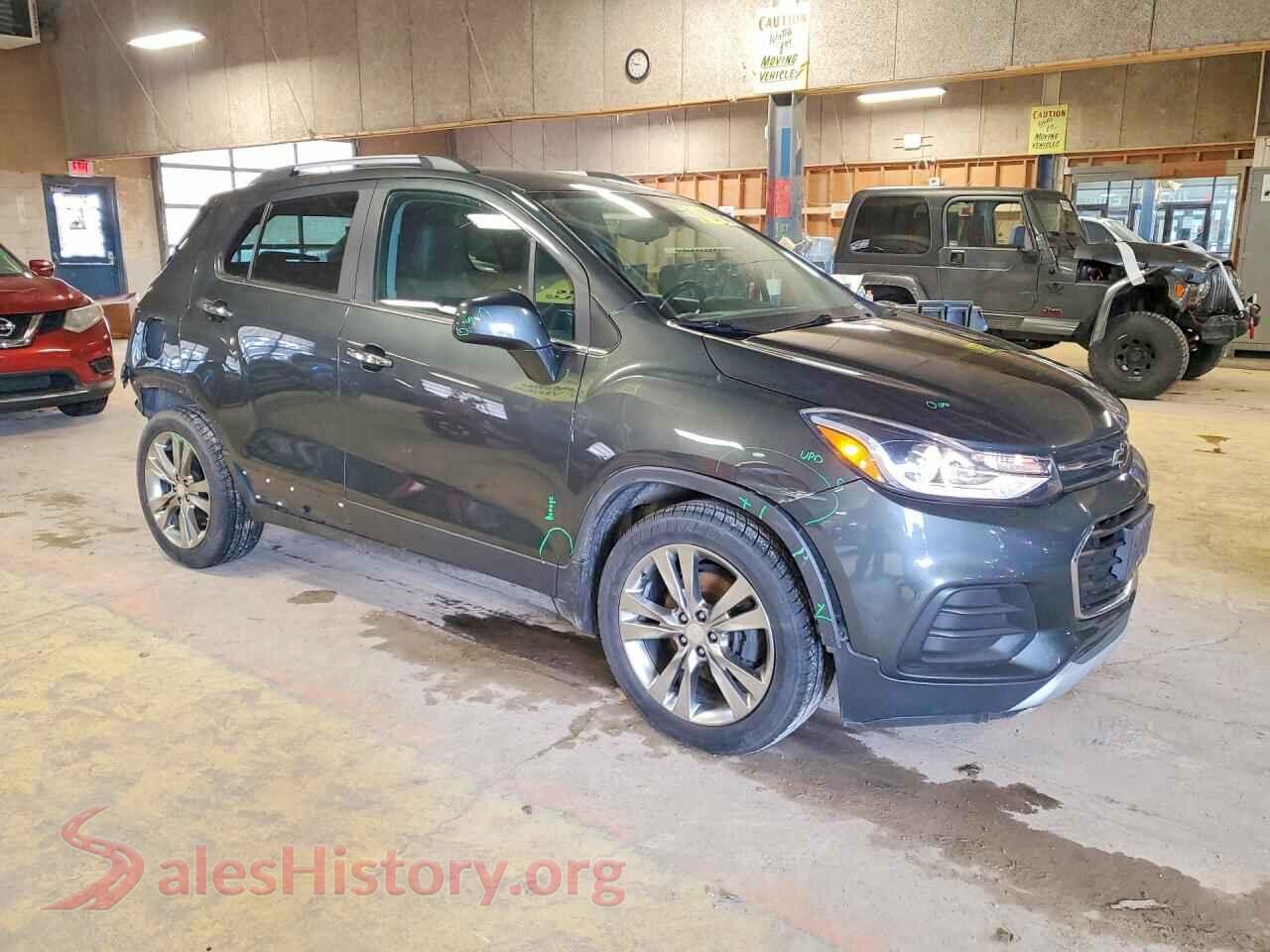 2019 CHEVROLET TRAX VIN 3GNCJLSB2KL290622, rear 3/4 view