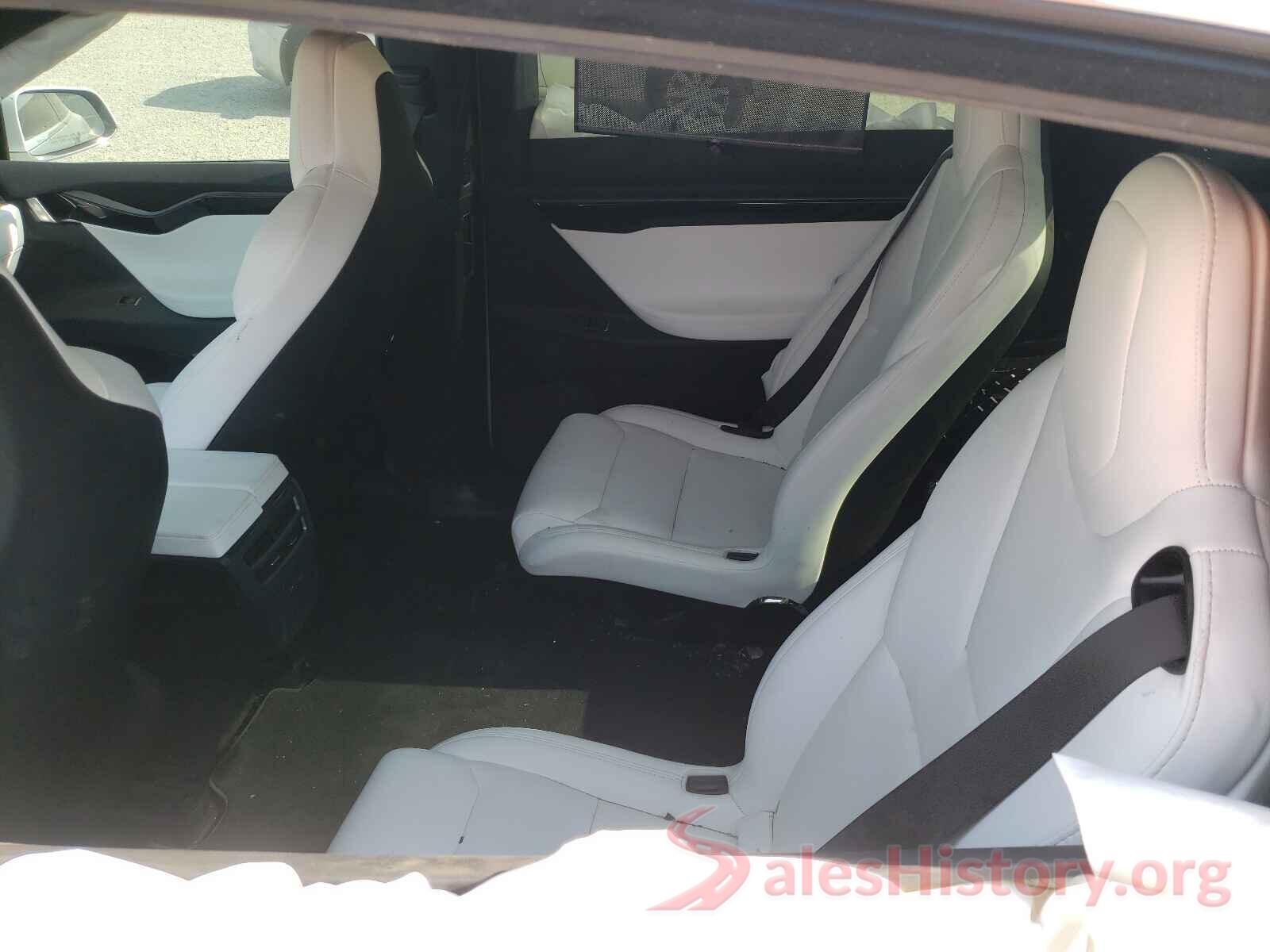 5YJXCBE23JF140994 2018 TESLA MODEL X