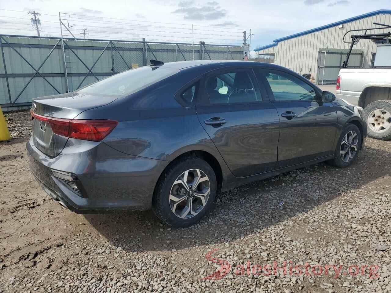 3KPF24AD8KE106185 2019 KIA FORTE