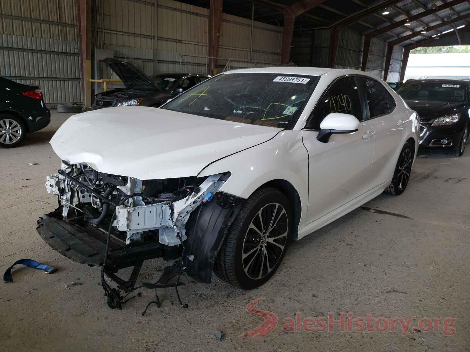 JTNB11HK0J3070160 2018 TOYOTA CAMRY