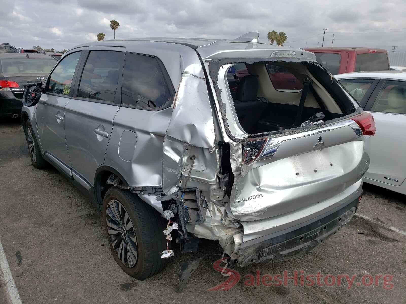 JA4AD3A35LZ023772 2020 MITSUBISHI OUTLANDER