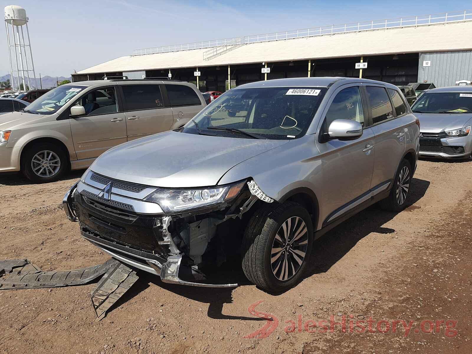 JA4AD3A38LZ023801 2020 MITSUBISHI OUTLANDER