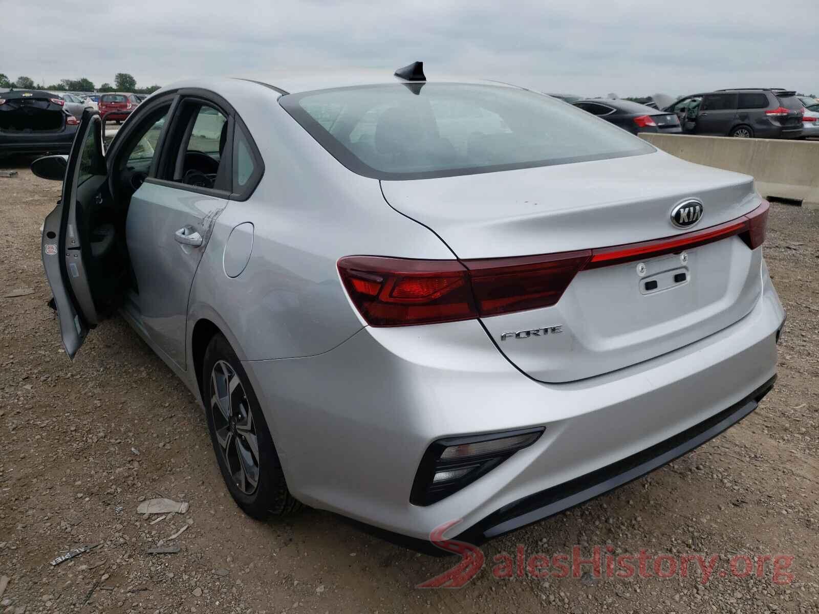 3KPF24ADXME318069 2021 KIA FORTE