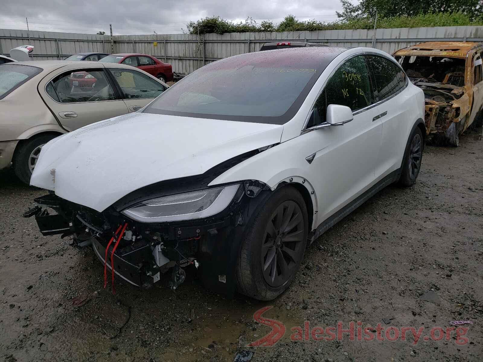 5YJXCDE26JF117513 2018 TESLA MODEL X