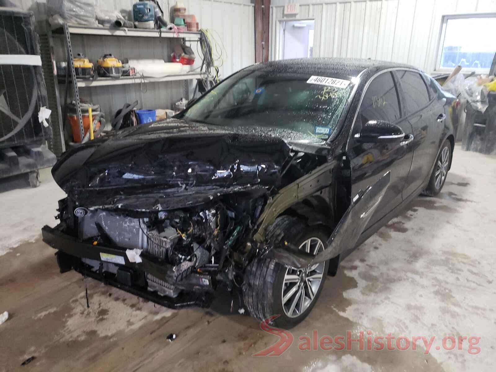 5XXGU4L12KG304057 2019 KIA OPTIMA