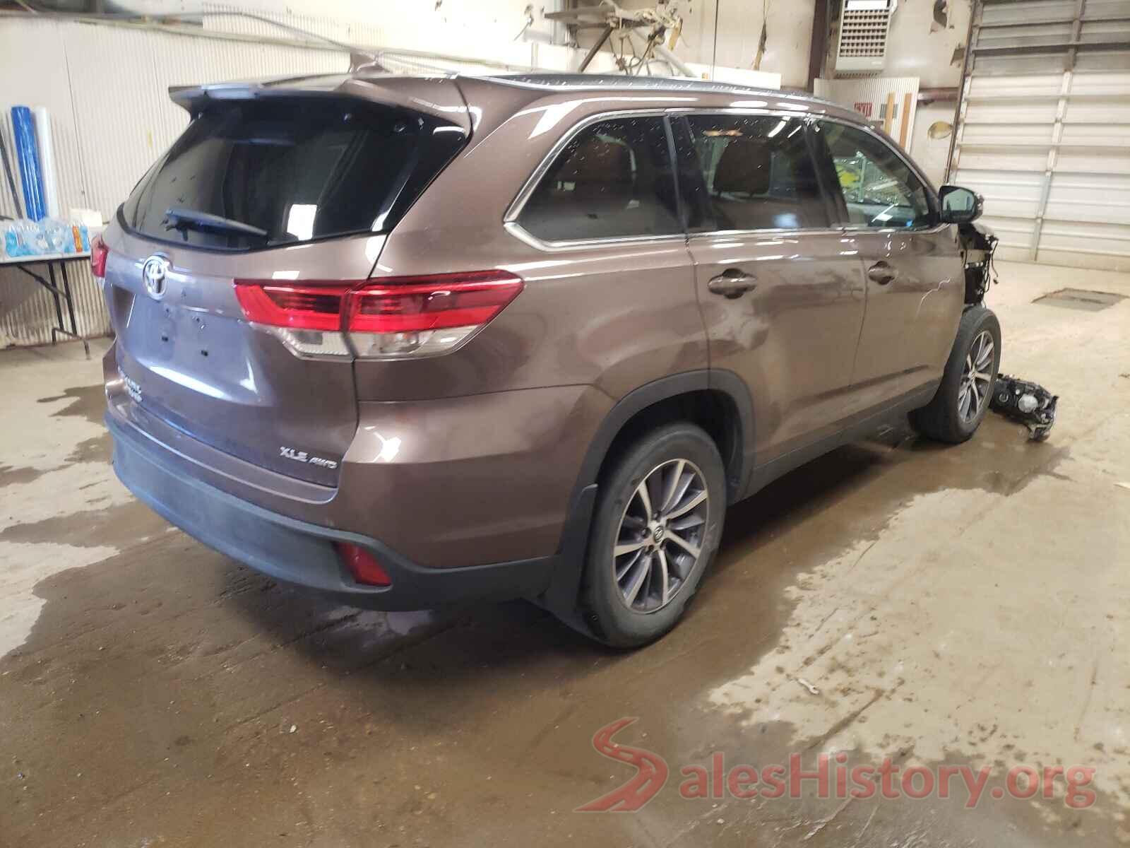 5TDJZRFH1KS949780 2019 TOYOTA HIGHLANDER