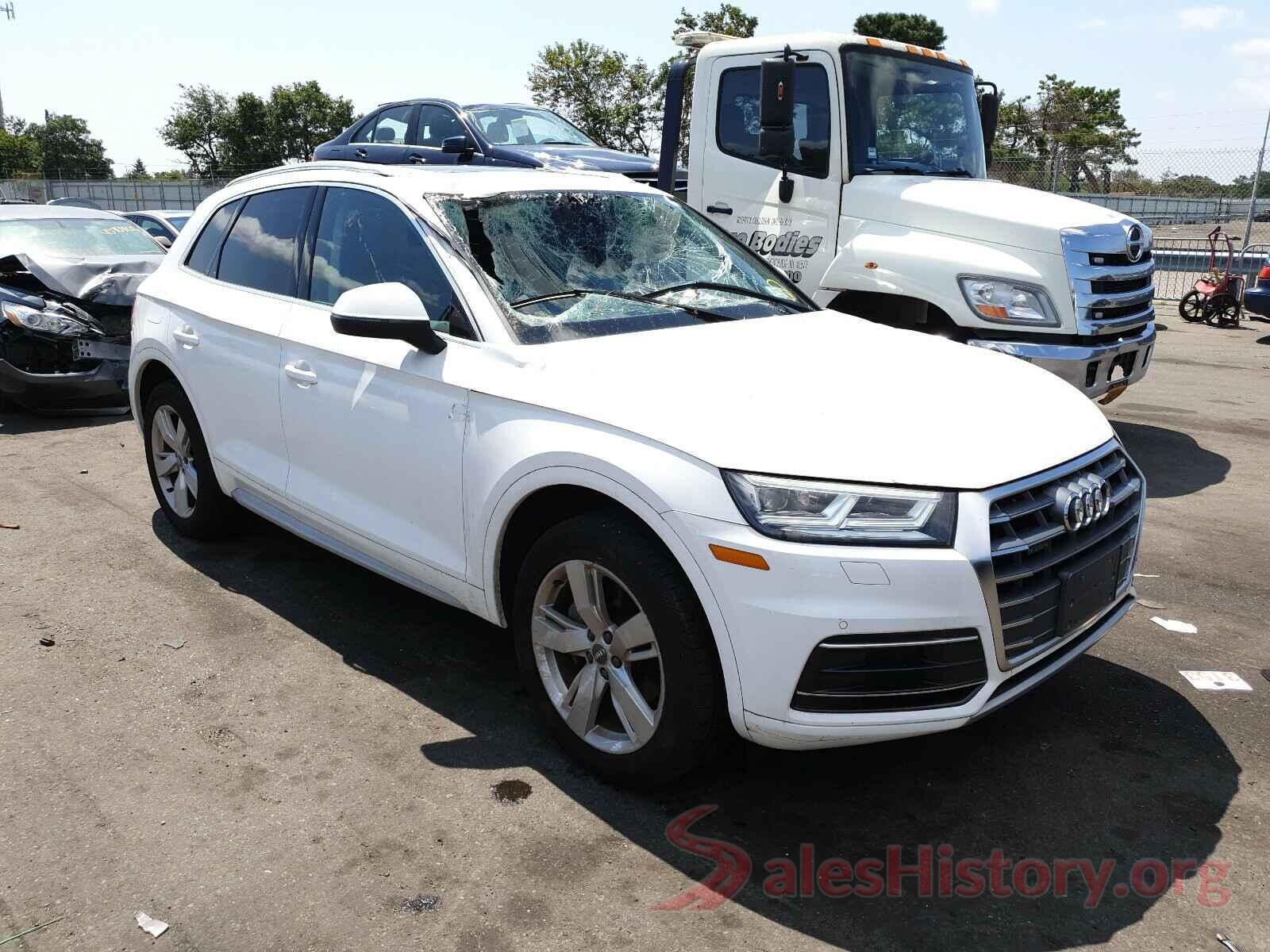 WA1BNAFY2J2071049 2018 AUDI Q5