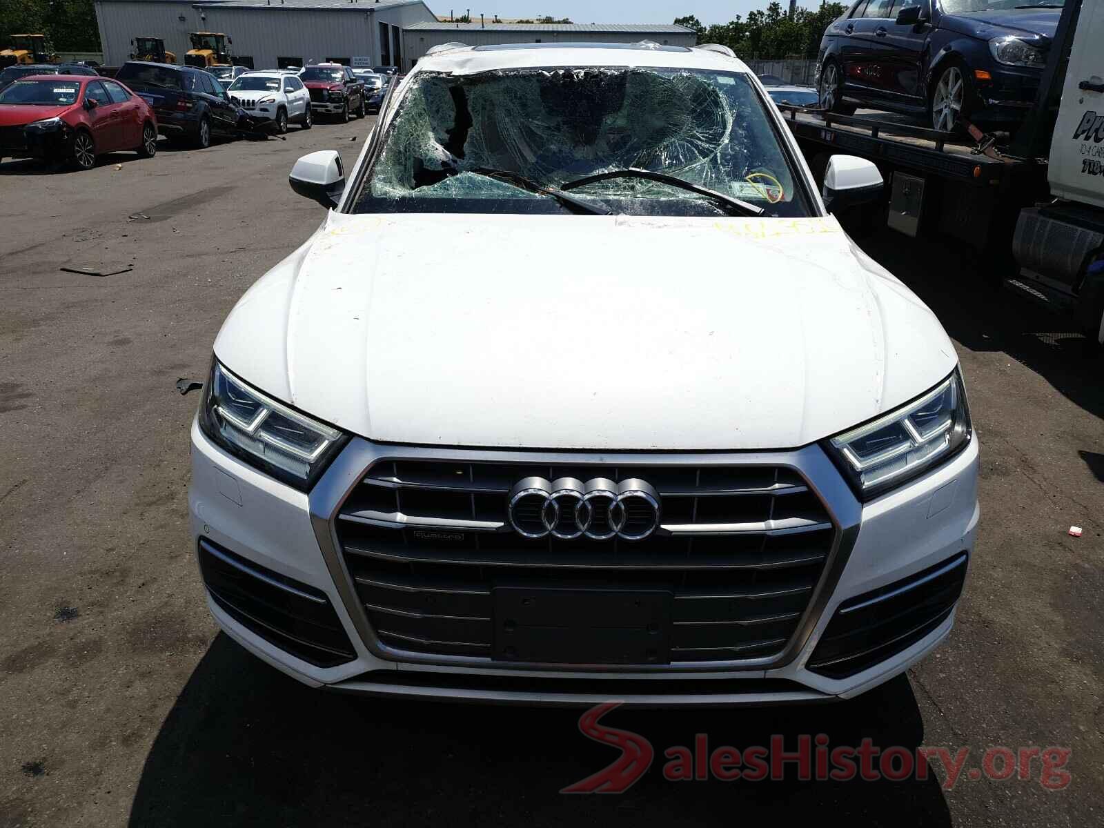 WA1BNAFY2J2071049 2018 AUDI Q5