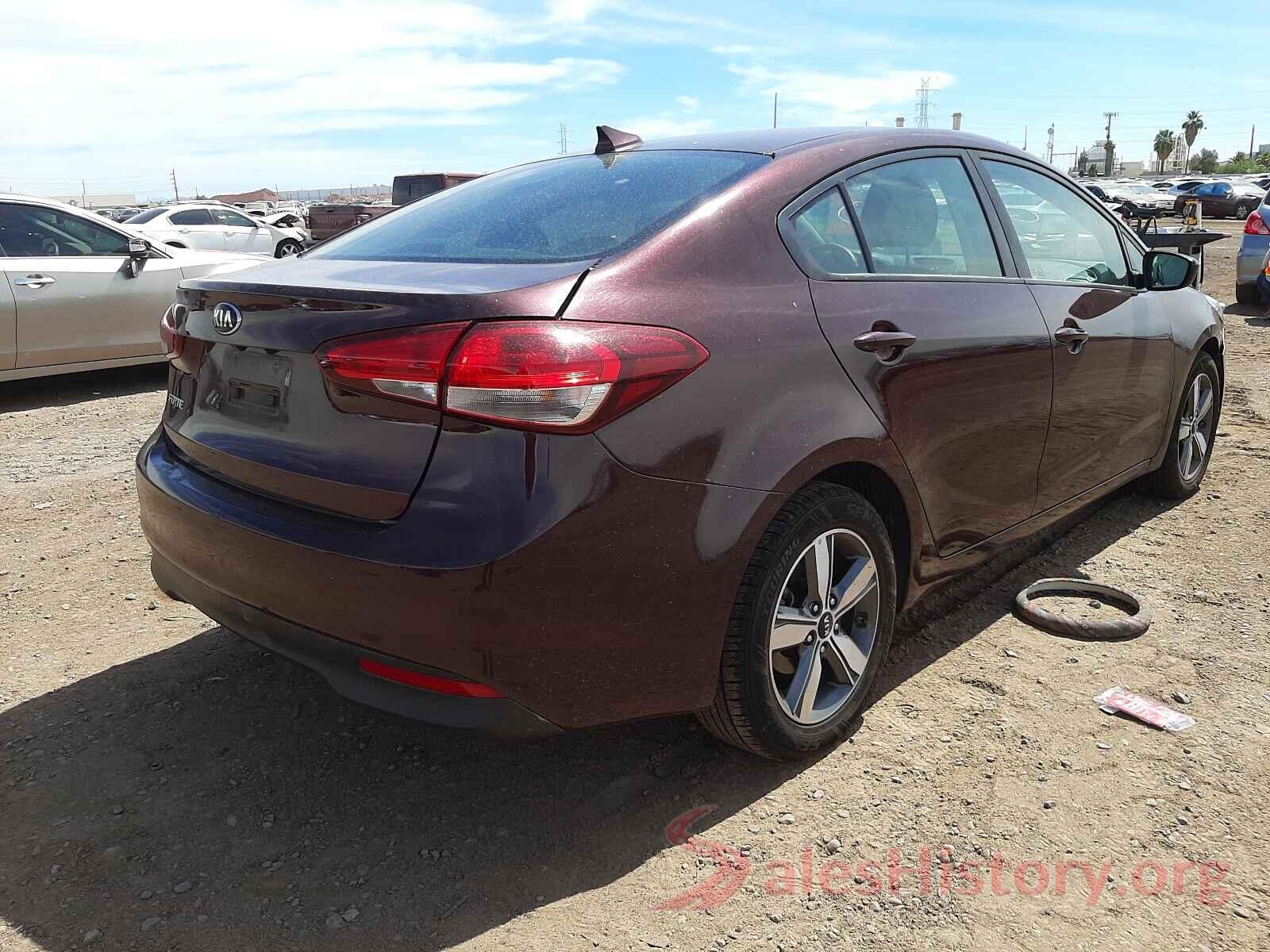 3KPFL4A70JE170128 2018 KIA FORTE