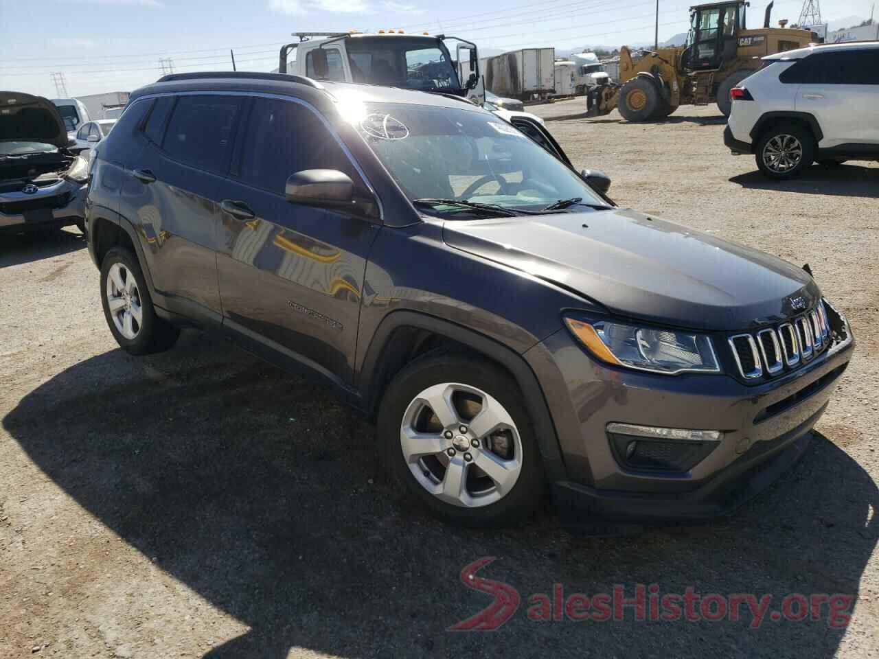 3C4NJCBB4JT194605 2018 JEEP COMPASS