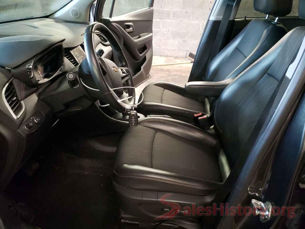 KL7CJLSB5JB555717 2018 CHEVROLET TRAX