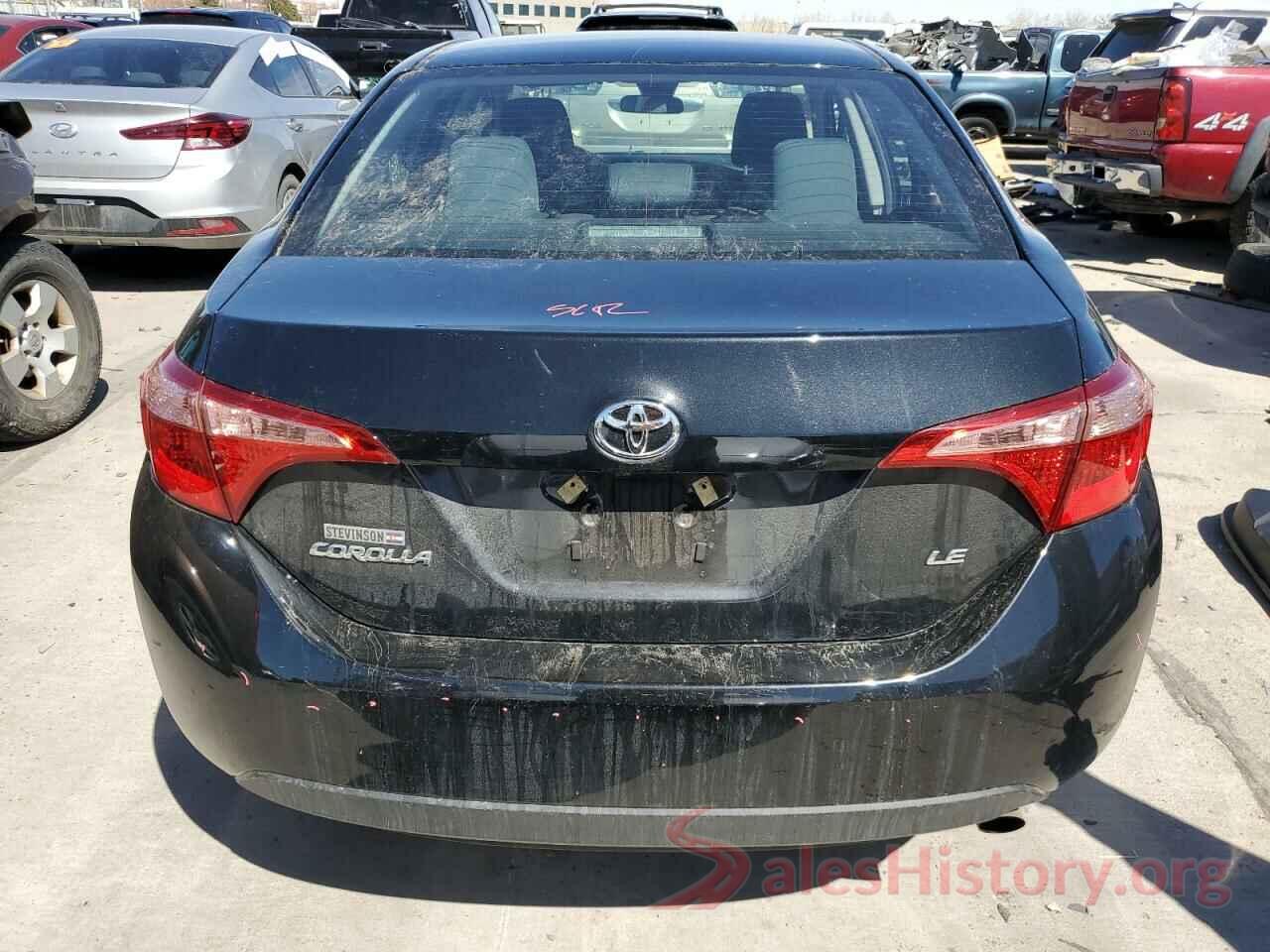 2T1BURHE9JC112126 2018 TOYOTA COROLLA