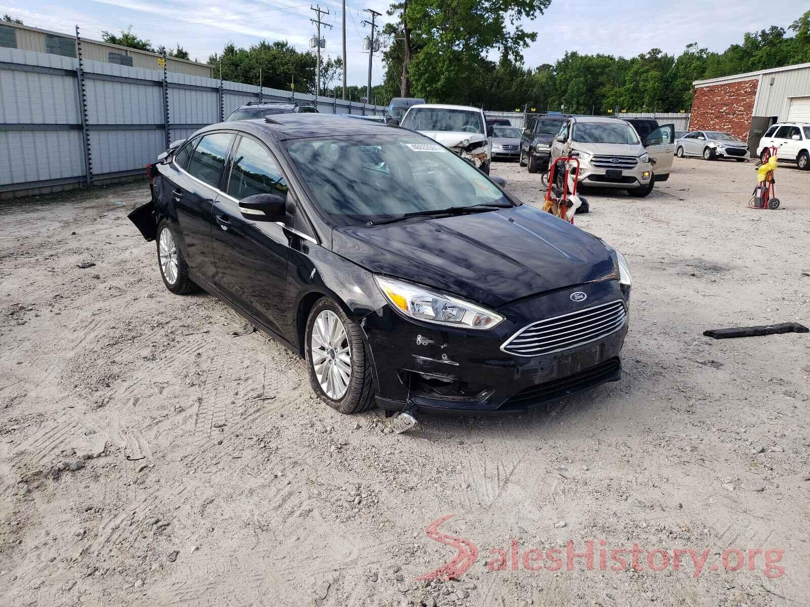 1FADP3J21HL256842 2017 FORD FOCUS