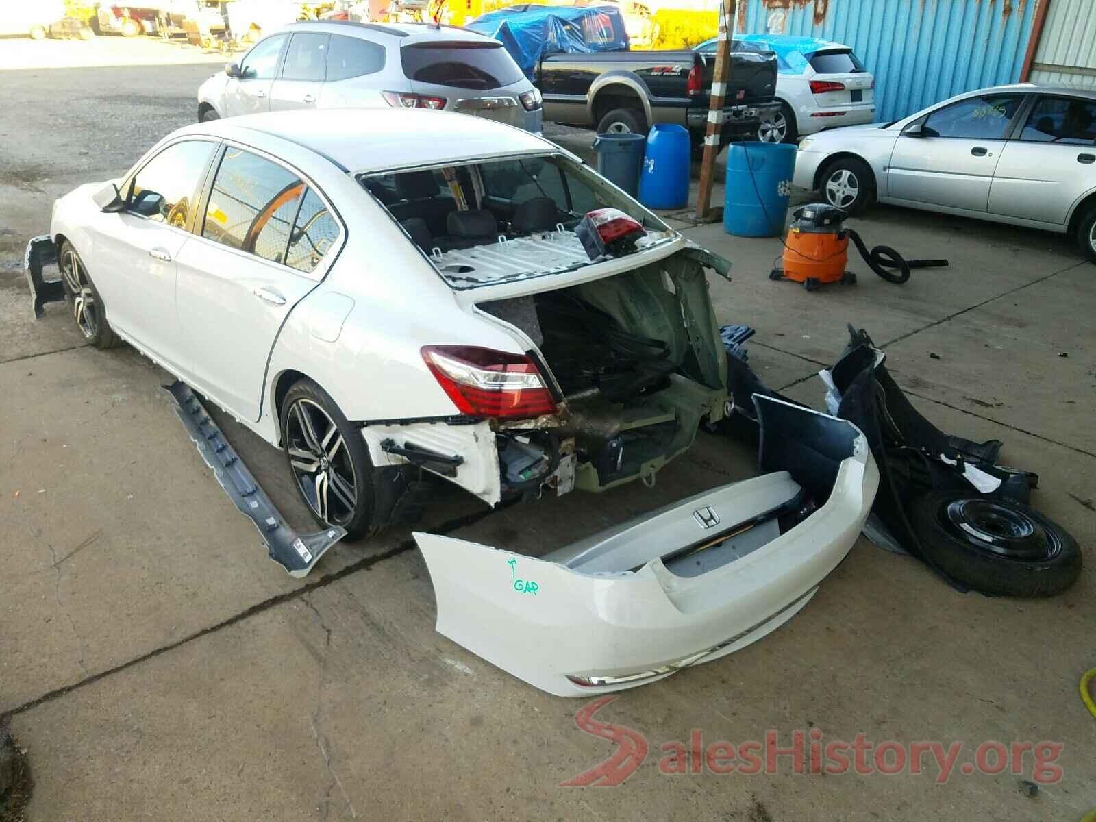 1HGCR2F50HA068307 2017 HONDA ACCORD