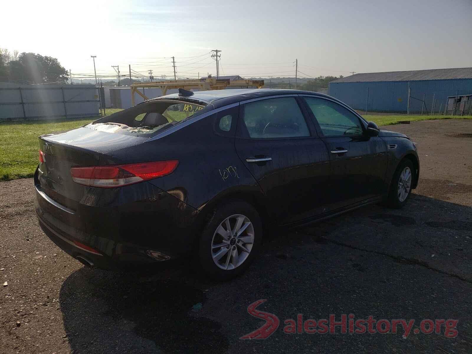 5XXGT4L3XHG152476 2017 KIA OPTIMA