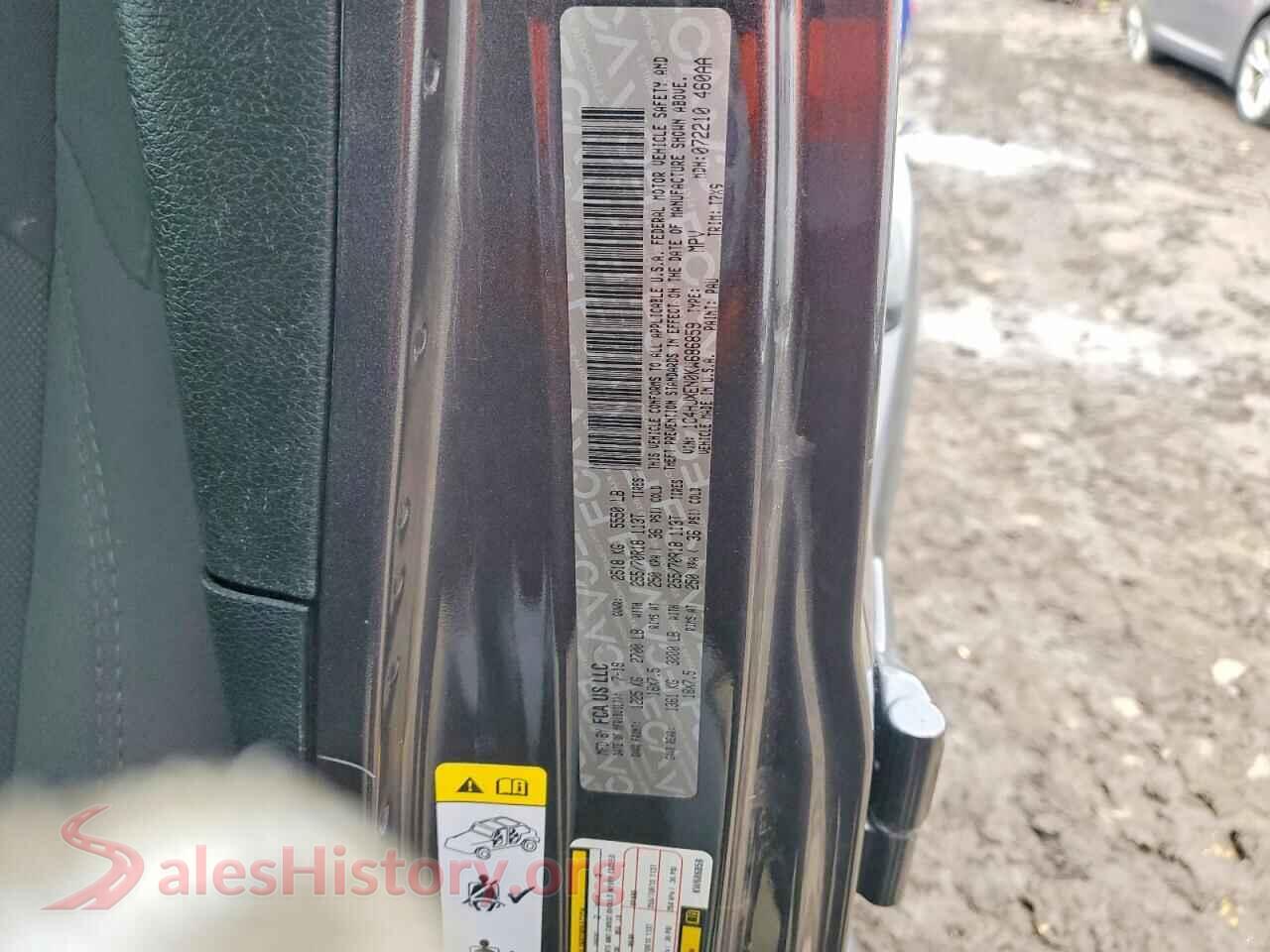 2019 JEEP WRANGLER VIN 1C4HJXEN0KW686859, trunk area