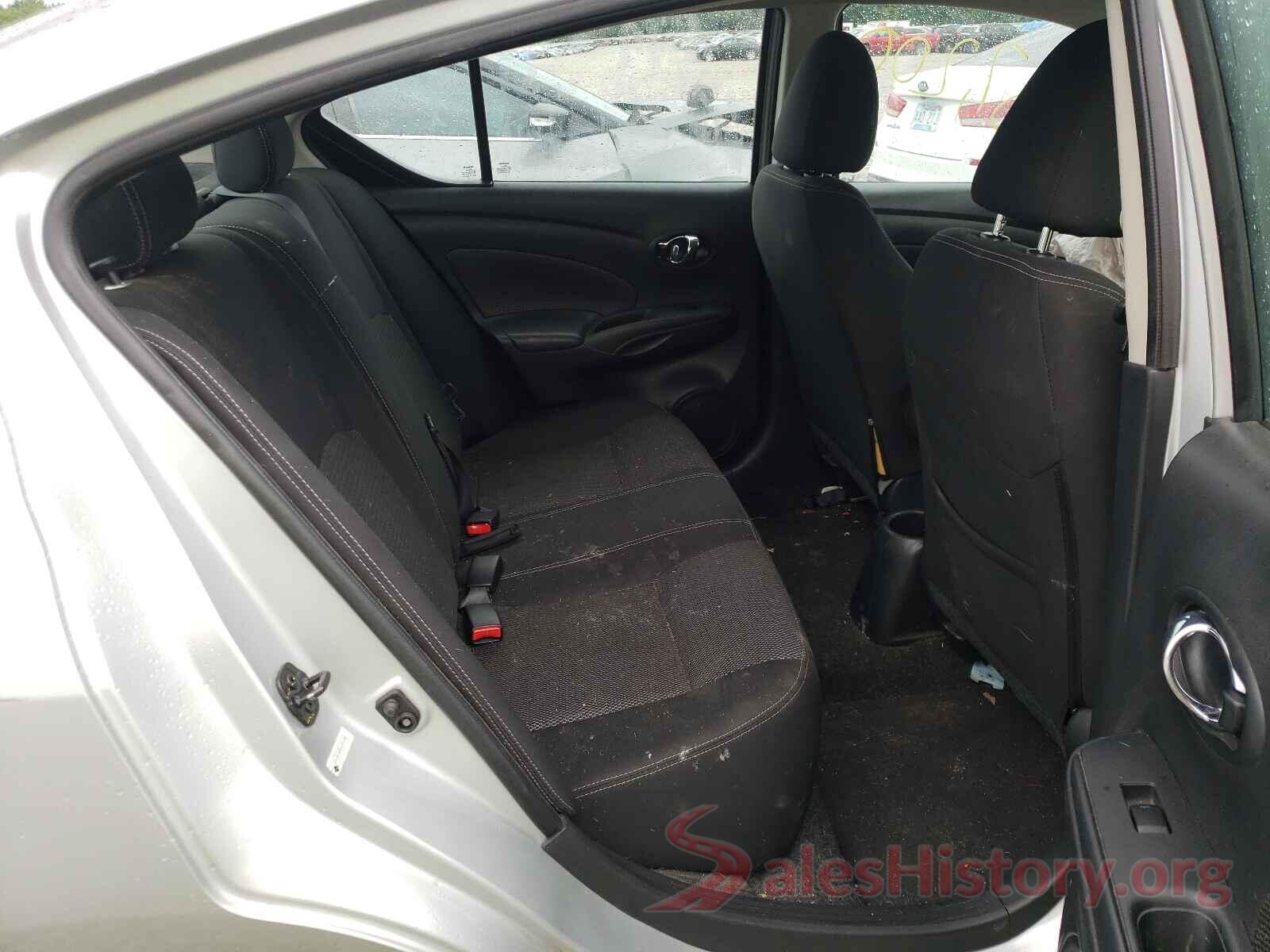 3N1CN7AP0JL856098 2018 NISSAN VERSA