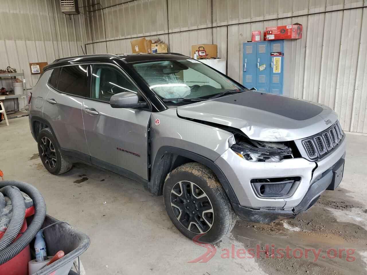 3C4NJDDB6KT799388 2019 JEEP COMPASS