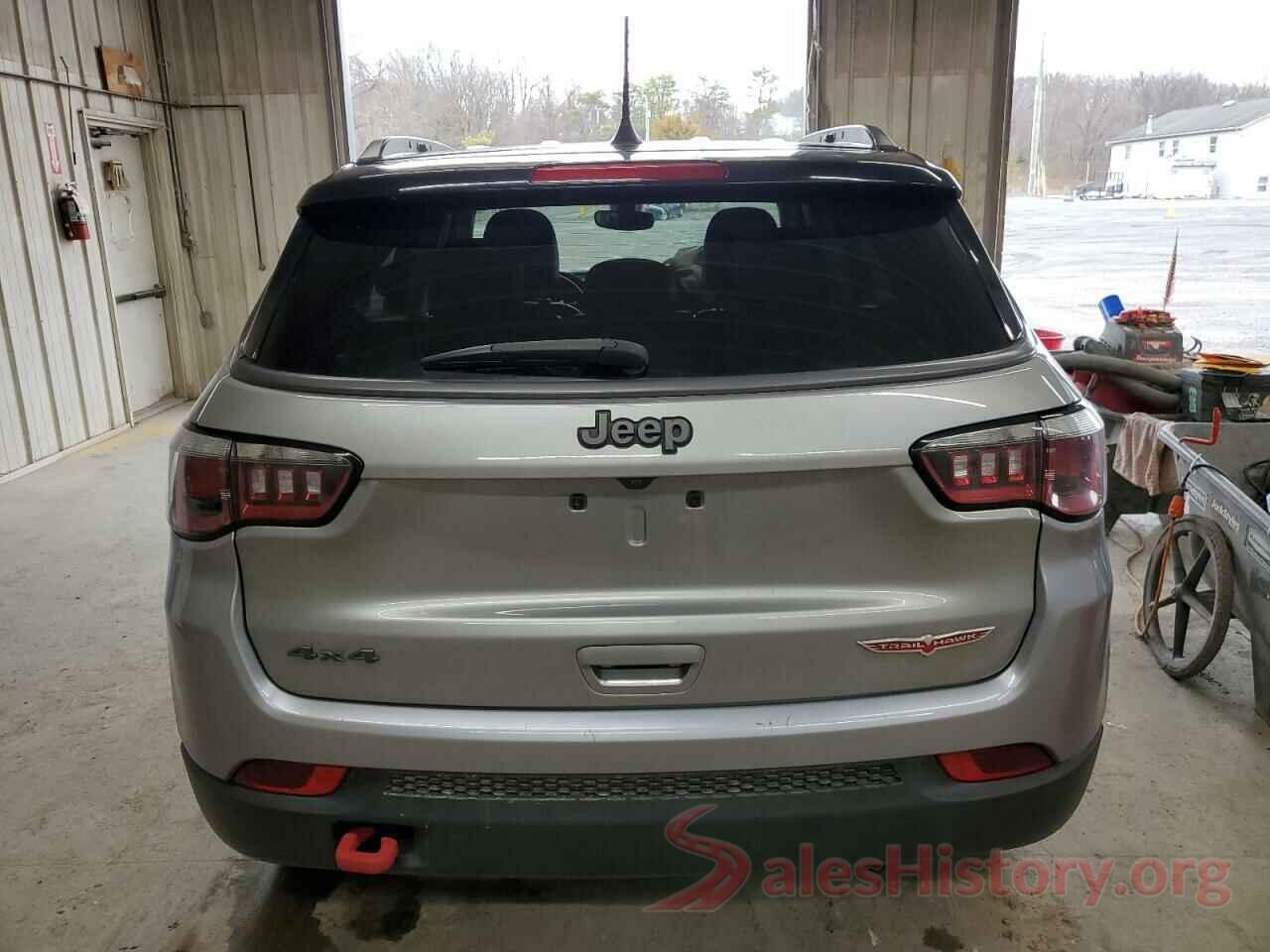 3C4NJDDB6KT799388 2019 JEEP COMPASS