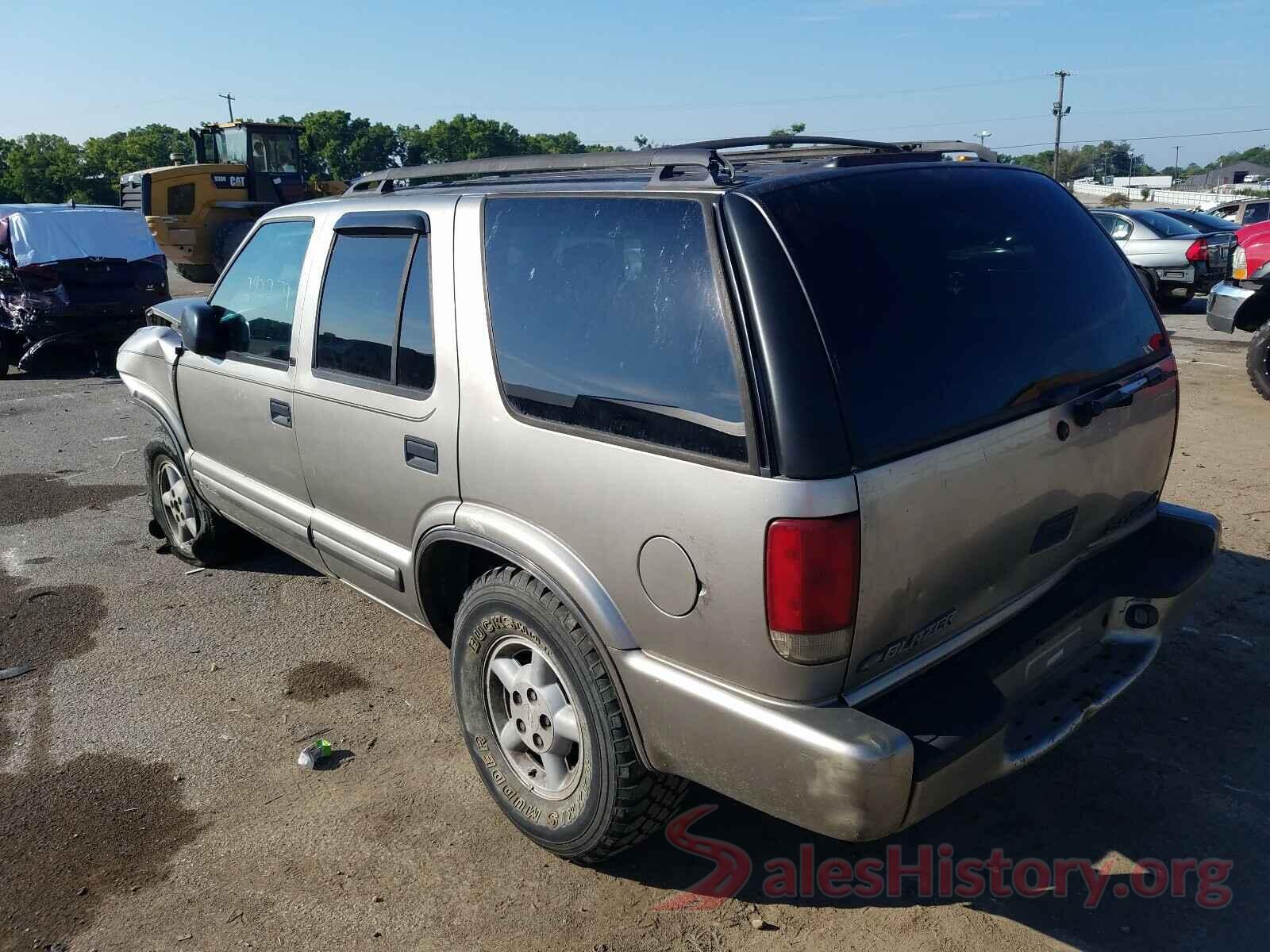 1GNDT13W7Y2321605 2000 CHEVROLET BLAZER