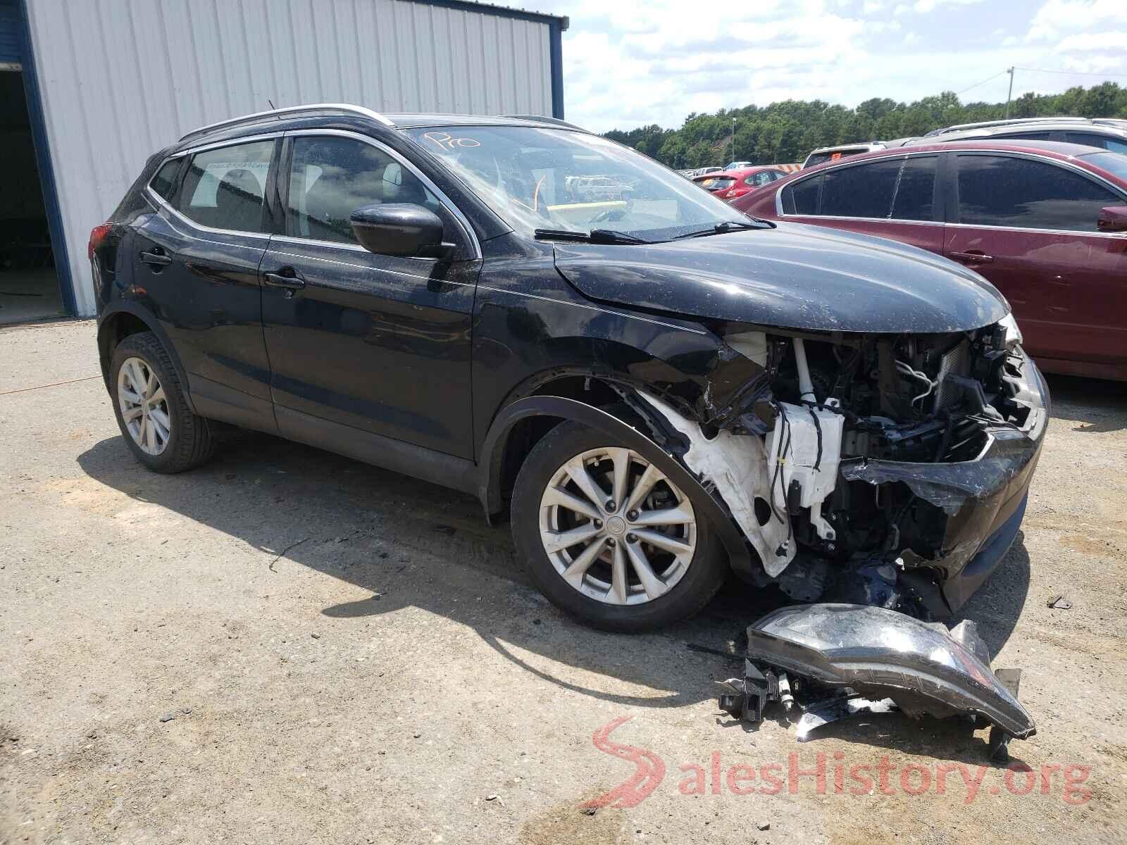 JN1BJ1CP2JW159785 2018 NISSAN ROGUE