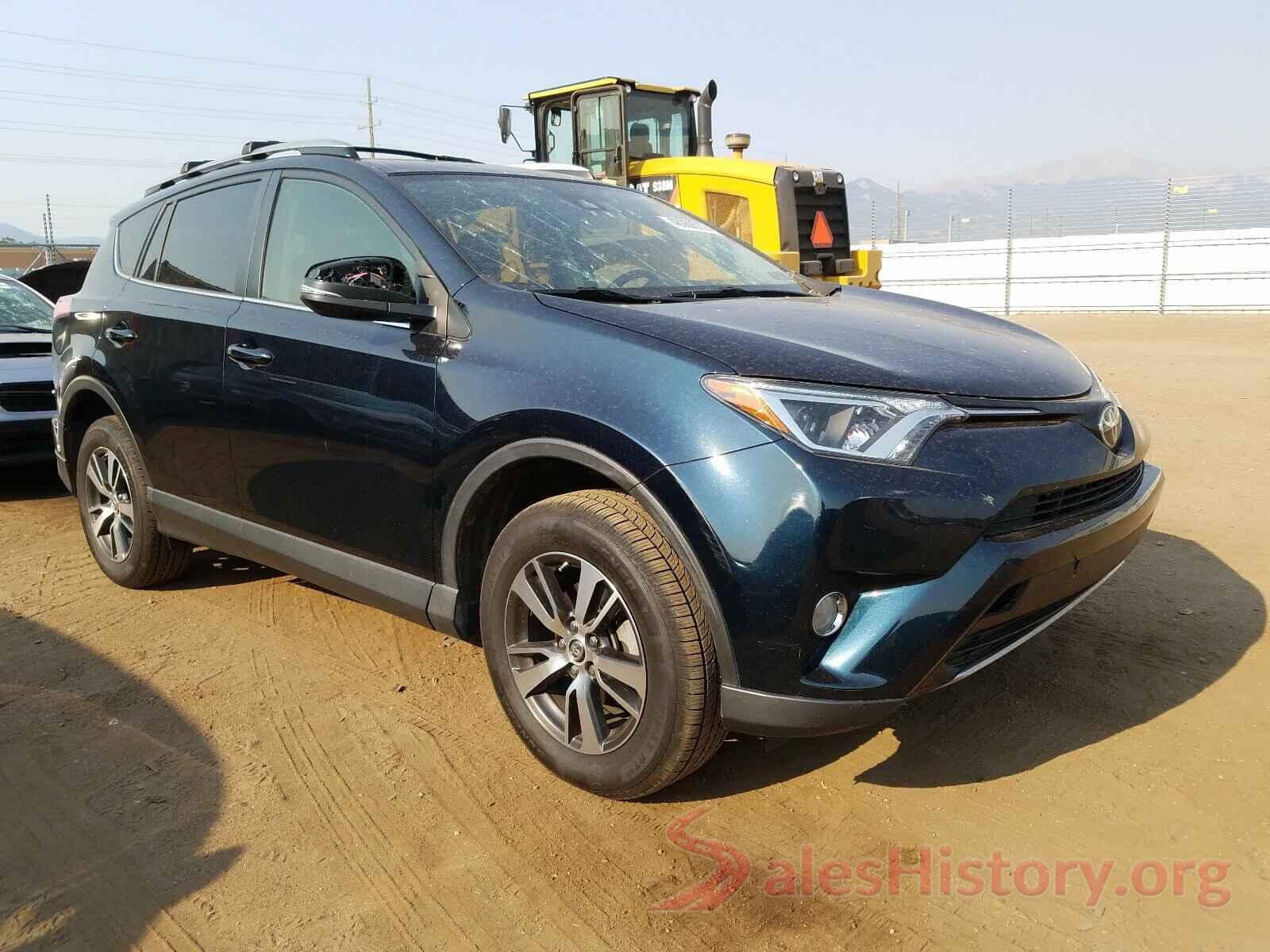 JTMRFREVXHD216912 2017 TOYOTA RAV4