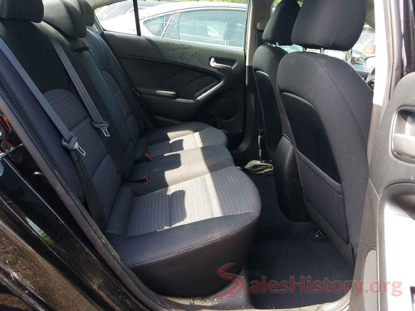 3KPFL4A74JE175638 2018 KIA FORTE