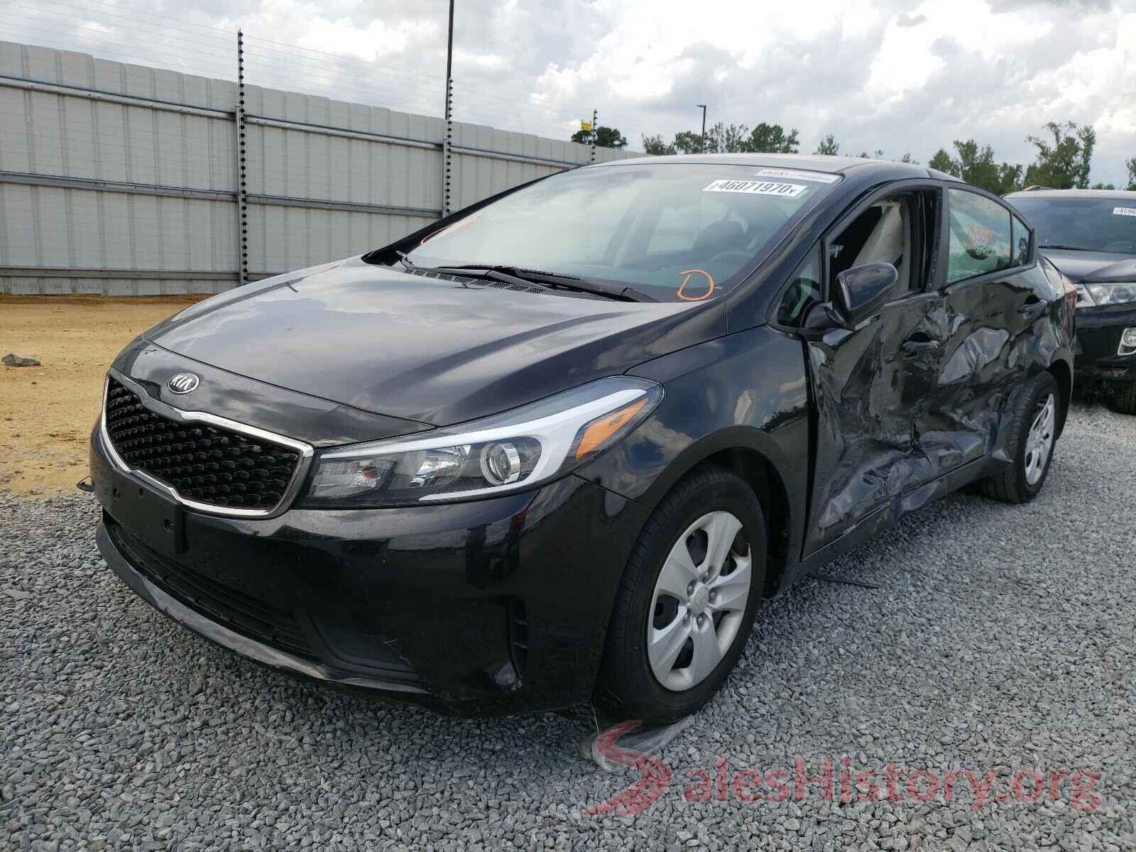 3KPFK4A72HE083358 2017 KIA FORTE