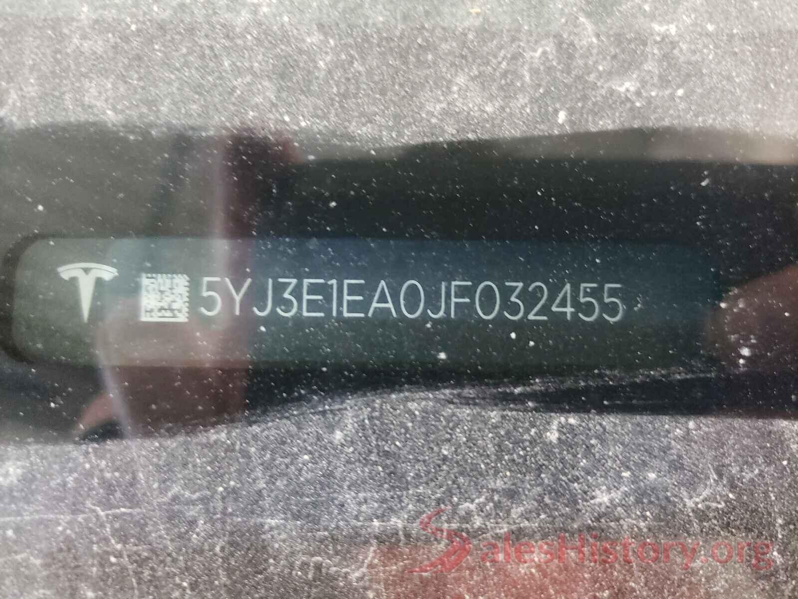 5YJ3E1EA0JF032455 2018 TESLA MODEL 3