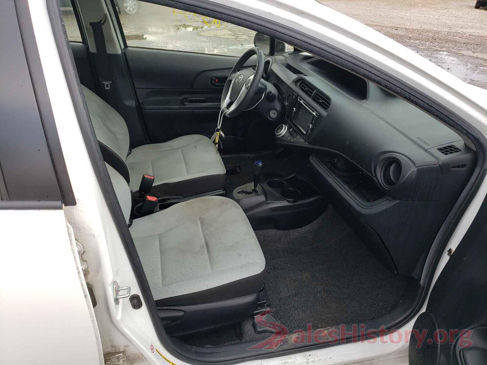 JTDKDTB35G1116045 2016 TOYOTA PRIUS