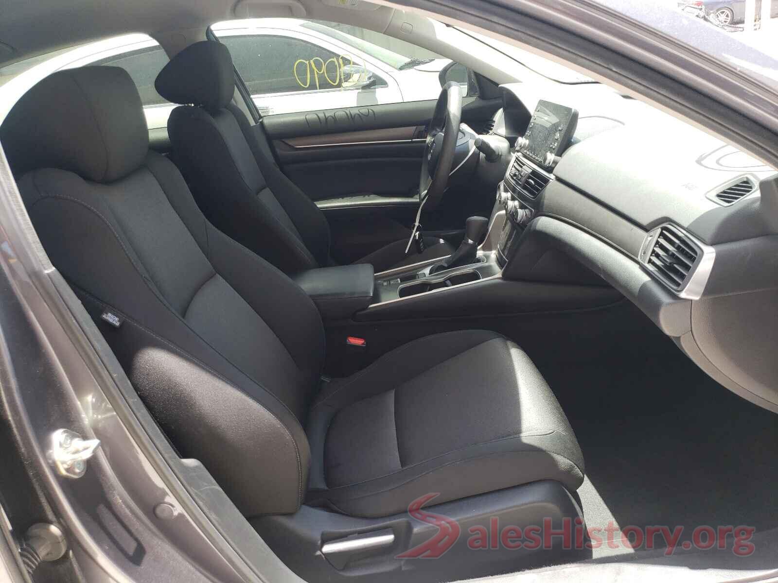 1HGCV1F15JA047980 2018 HONDA ACCORD