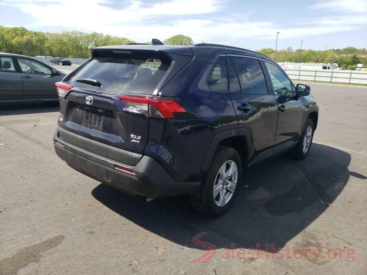 2T3P1RFV2MW216484 2021 TOYOTA RAV4